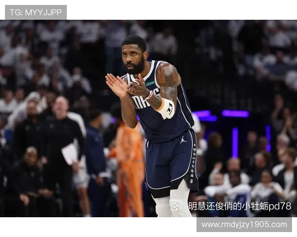 欧文精准助攻莱夫利精彩空接双手暴扣点燃全场激情