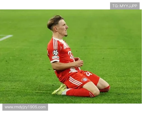 17岁小将卡尔助拜仁4-0大胜布鲁日 荣膺全场最佳表现